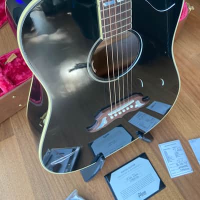 2025 Gibson Elvis Presley Signature Dove image 3