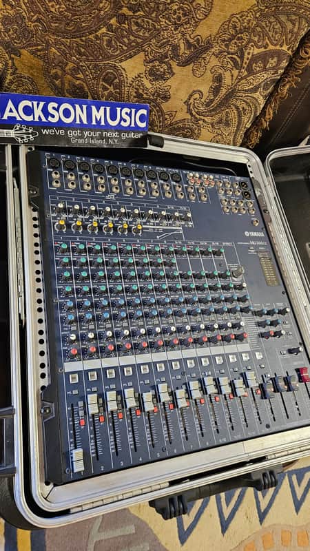 Yamaha MG166CX 16 Channel Mixer With SKB Tilting Hard Case image 1