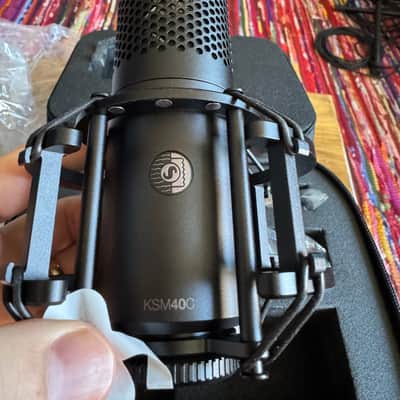 Shure KSM40C Cardioid Large Diaphragm Condenser Microphone 2026 - Present - Black image 4