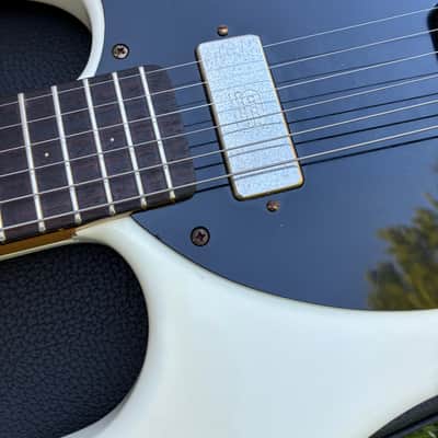 Mosrite Johnny Ramone Mark II - White image 13