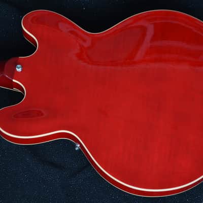 WEEKEND DEAL Gibson ES-335 made in USA 2006*20 years old semi acoustic in mint condition/one owner/frets 100%*lightweight=3,6kg*this beauty sounds/plays/looks really great*Gibson case made in Canada/not China*3290€ Bild 16