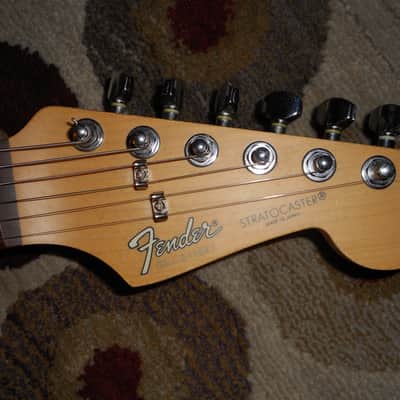 Fantastic 1988 Fender Stratocaster Made in Japan image 2
