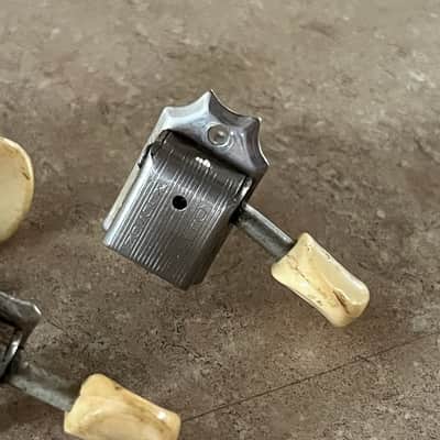 1964 1965 1966 set Fender Musicmaster Duo Sonic Mustang guitar tuners tuning pegs image 4