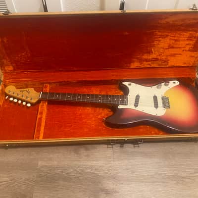 Fender Duo-Sonic 1963 Sunburst with OHSC image 1