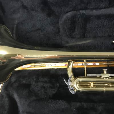Bach TR300H2 Premium Bb Student Trumpet 2019 - Lacquer image 5
