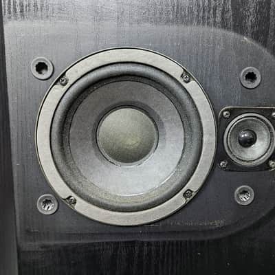 Pair Of Bose 401 Direct Reflecting Floor Standing Speakers image 3