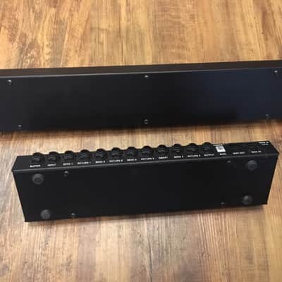 Voodoo Lab Pedal Switcher + Commander True Bypass Loop System image 4