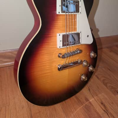 Epiphone Les Paul Standard 50’s Guitar in Bourbon Burst over a Flame Maple Top with Locking Hard Shell Case (with key). Very Good Condition. Fresh professional set up. Made in 2020. image 4