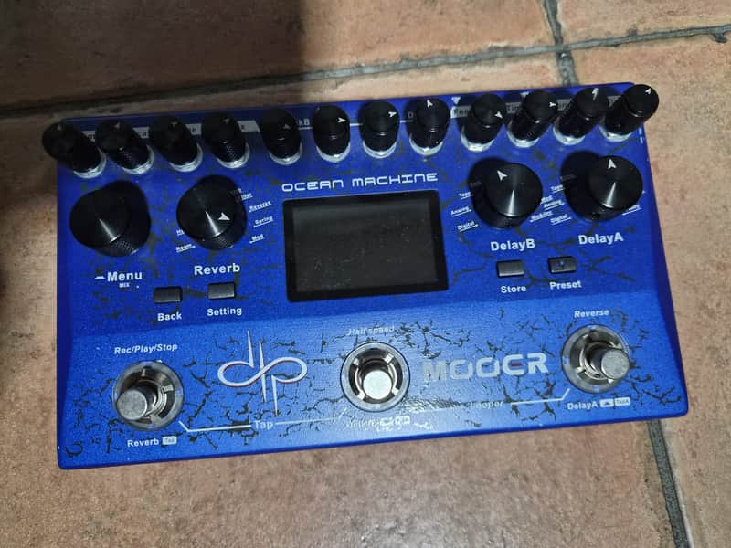 Mooer Ocean Machine 2010s - Blue image 1