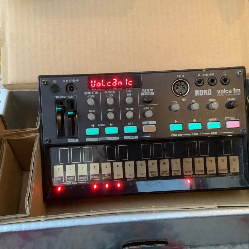 KORG Volca fm 初代 volca fm - DIGITAL FM SYNTHESIZER | KORG (Canada - EN)