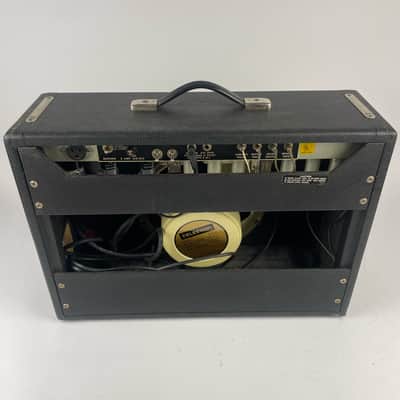 1976 Fender Deluxe Reverb w/Celestion and includes Original Speaker image 5