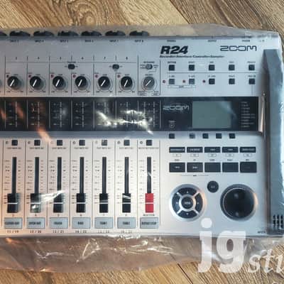 Zoom R24! - Like New in Box! image 10