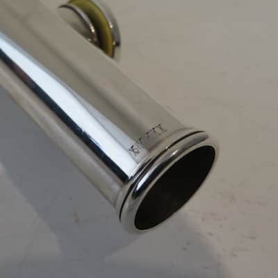 Yamaha YFL-581 Open Hole In-Line G, Solid Silver Flute image 4