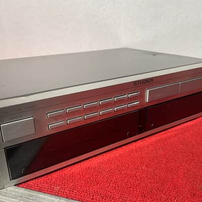 Studer A 764 FM TUNER image 11