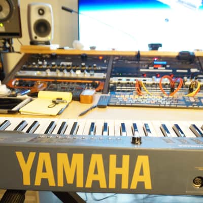 Yamaha AN1x Virtual Analog Synthesizer 1997 - Blue image 7