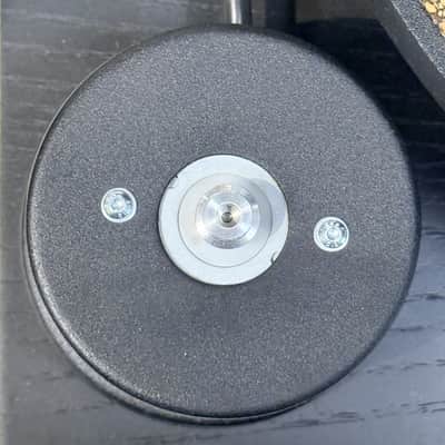 AVID Ingenium Turntable — (Floor Model with Original AVID Clamp) (NO TONEARM!) Bild 6