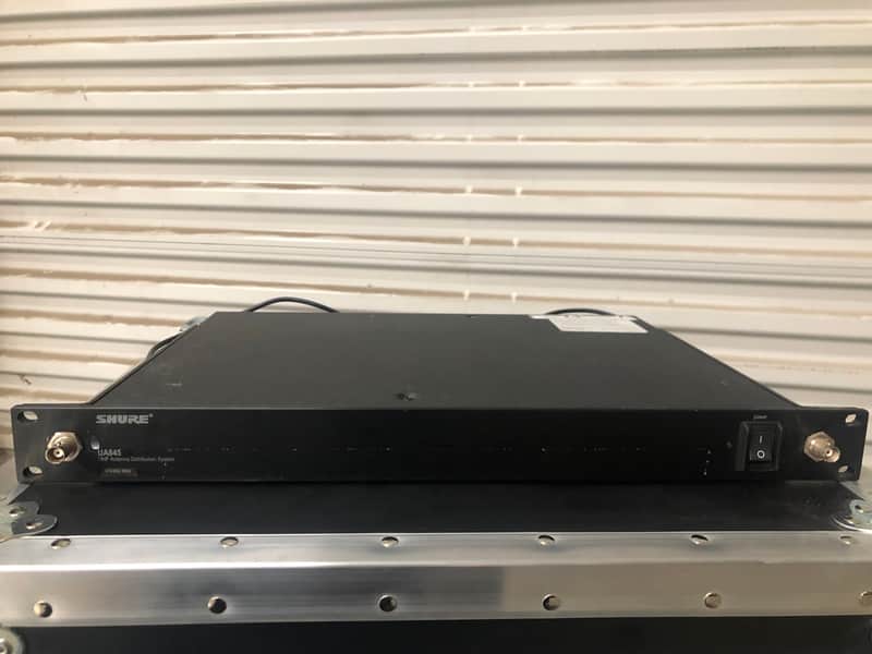 Shure UA845-SWB 5-Way Wideband UHF Antenna Splitter/Power Distribution System - Band G4 (470-952 MHz) image 1