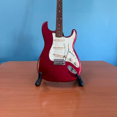 Fender Fender Road Worn 60s Strat with American Vintage 59 Pickups 2022 - Faded Candy Apple Red image 2