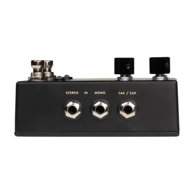 New Walrus Audio Julianna Deluxe Chorus & Vibrato Black Guitar Effects Pedal image 2