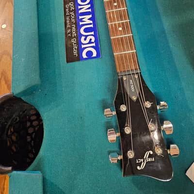 First Act ME-5001 - Gloss Black image 2