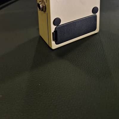 Hartke HL77 Bass Looper 2010s - Red/White image 3