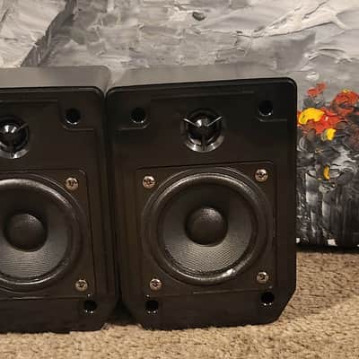 Yamaha Yamaha NX-C270 & NX-E270 Surround Sound Speakers 90s - Black plastic case image 3