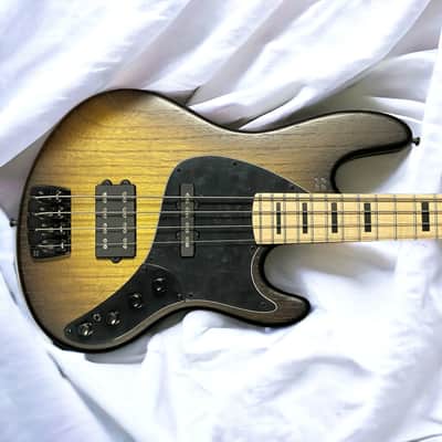 Sandberg Cal. TM-4 SuperLight, Tobacco Burst / Maple *6.9 Lbs. On Order, ETA May 2027 image 1