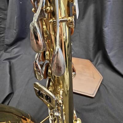 Caravelle Bb Tenor Sax - Lacquered Brass w/ case image 10