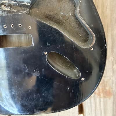MJT Stratocaster body vintage style SSS - Black nitro over surf green metallic partsCaster project image 4