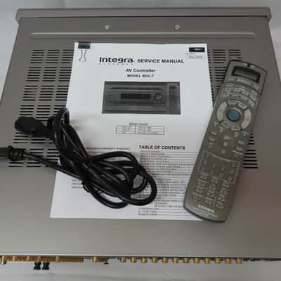 Onkyo Integra RDC-7 7.1 Channel A/V Controller Preamplifier Preamp