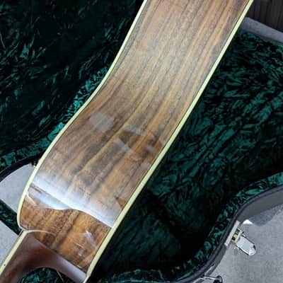 Bourgeois Luke Bryan-T/S Signature, w/case, setup review, shirt & shipping image 6
