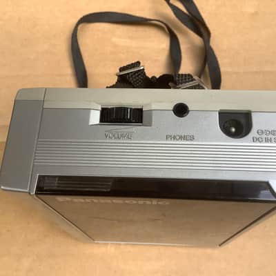 Panasonic Walkman RQ J50 made in Japan vintage cassette player image 4