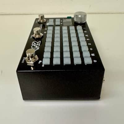 Empress Zoia Compact Grid Controller image 5