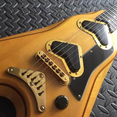 Collector Grade Vintage 1980 Gibson Flying V V2 Near Mint image 3
