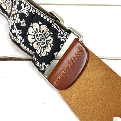 Walker & Williams H-44 Vintage Series Plush Back Shell Pink Mandala Woven Strap w/Chestnut Ends image 10