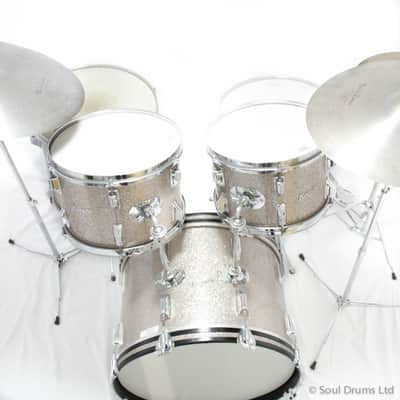 VINTAGE Rogers Holiday 1960's 4 Piece Drum Kit image 4