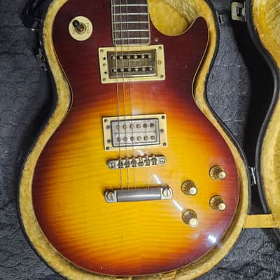 Univox Les Paul Lawsuit Era 1970s Gimme with original hardshell case image 2