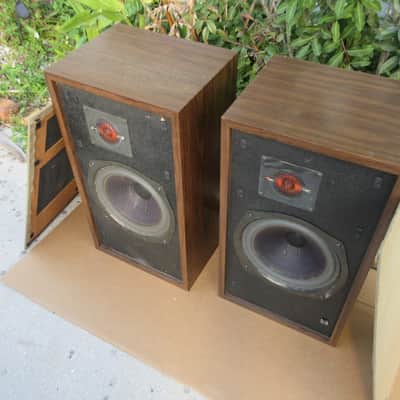 Vintage 1970s Large Advent Speakers Original Owner image 7