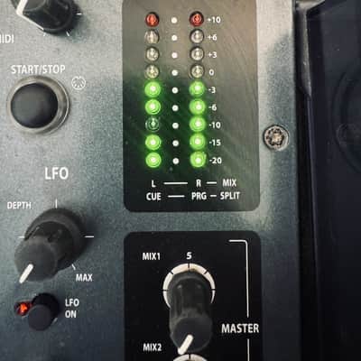 Allen & Heath XONE:92 Professional 6-Channel DJ/Club Mixer 2010s - Black image 3