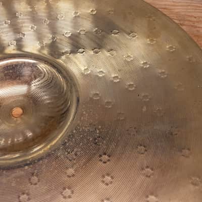 Zildjian 18" Medium Crash image 9