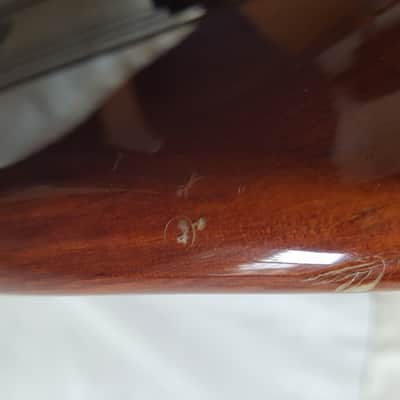 Hohner The Jack Natural Walnut Gloss, 24 frets, Headless, Steinberger Bridge, EMG Active pickups + X image 17