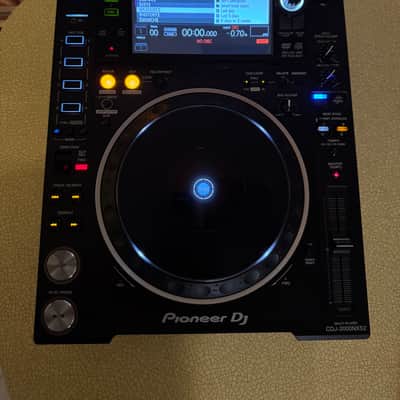 Pioneer CDJ-2000NXS2 Matching PAIR near perfect with Black Road Cases and Decksavers personal use only image 4