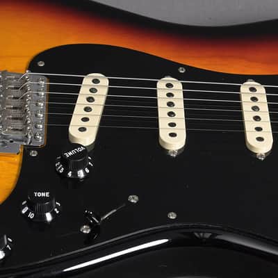 Fender American Custom Strat 3 Color Sunburst 2018 image 7