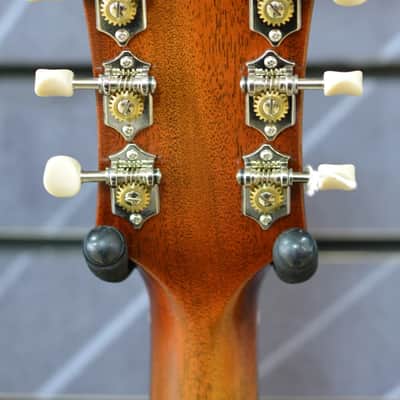 Guild USA D-40 Dreadnought Pacific Sunburst All Solid Acoustic Guitar & Hard Case image 5