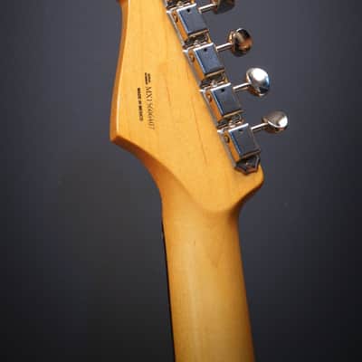2015 Fender Classic Series 60s Stratocaster 7lbs 5oz 3 Tone Sunburst w/Gig Bag image 5