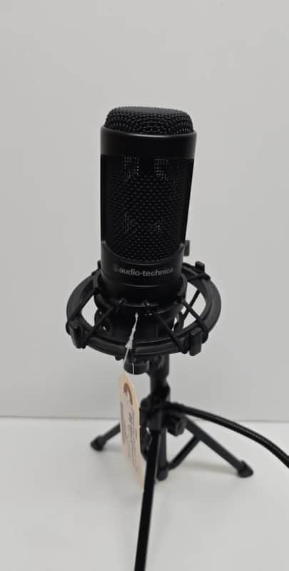 Audio-Technica AT2035 Large Diaphragm Cardioid Condenser Microphone