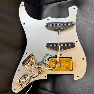 Fender American Elite HSS Aluminum loaded pickguard image 6