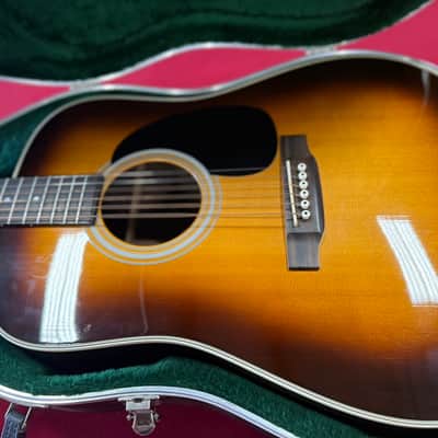 Martin D-28 1998 - Sunburst image 2