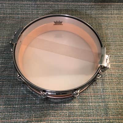 Pearl 3.5x14 Free-Floating Maple Piccolo Snare Drum w/ Case image 8