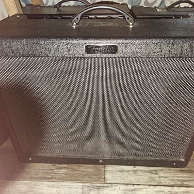 Fender GB Hot Rod Deluxe George Benson Signature 3-Channel 40-Watt 1x12" Guitar Combo 2013 - Present - Gray image 2